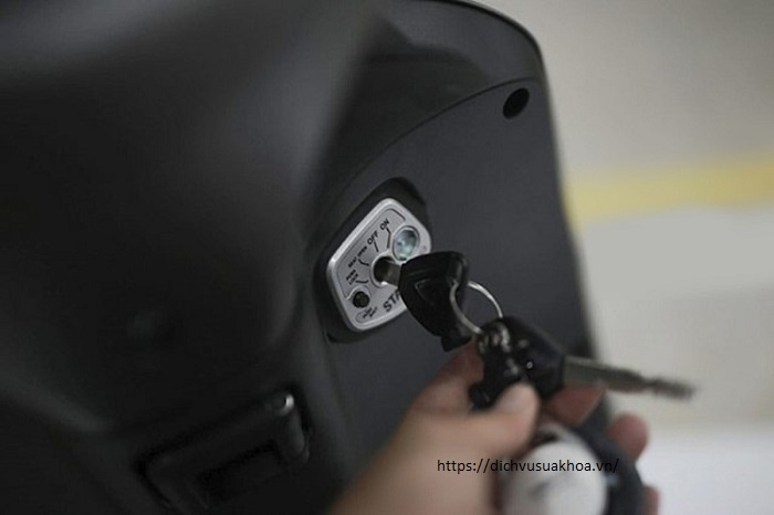 mở khoá xe điện vinfast